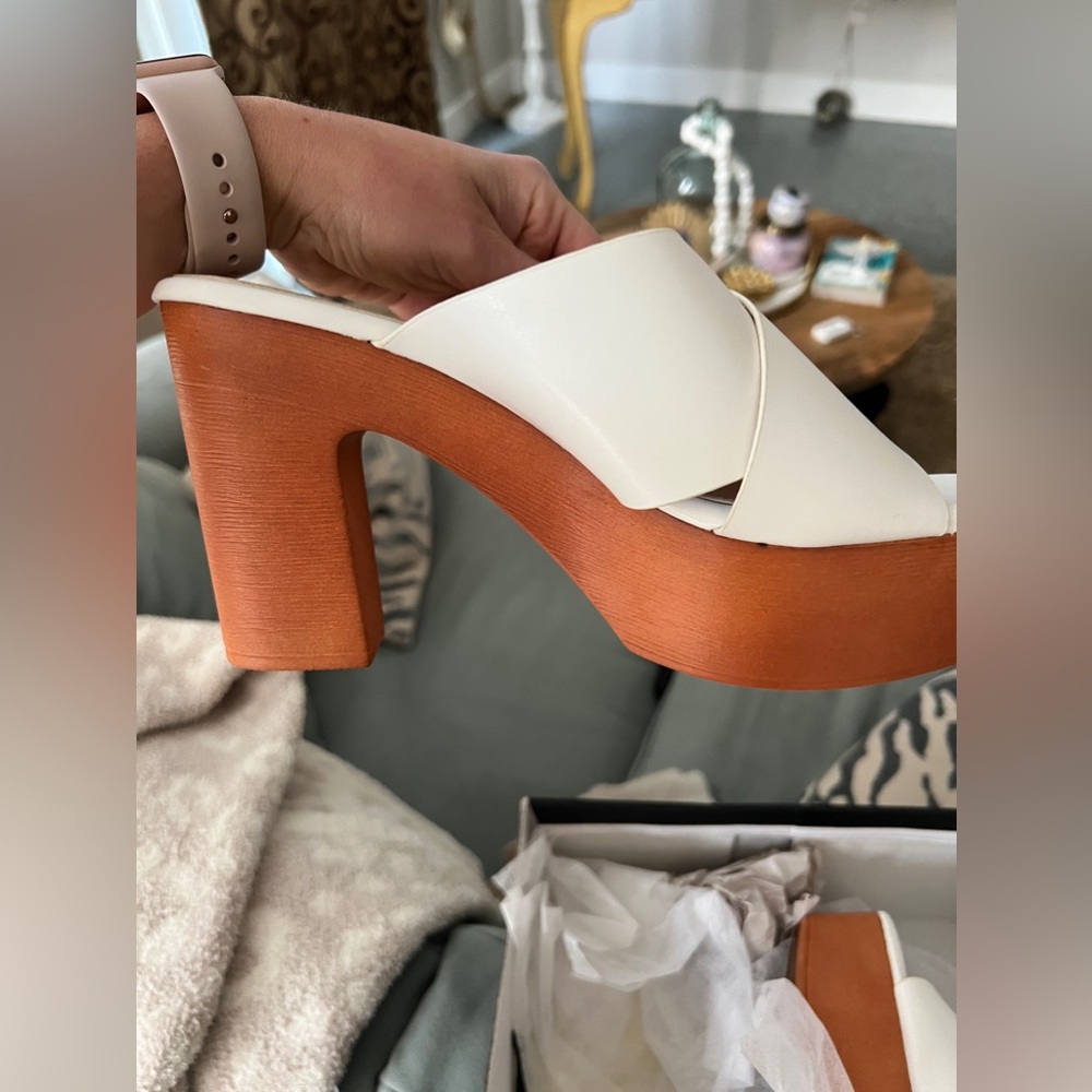 Women’s Summer Heel